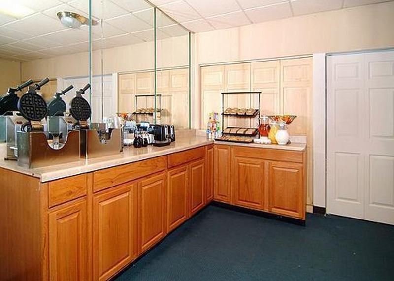 Rodeway Inn East Albuquerque Restoran gambar